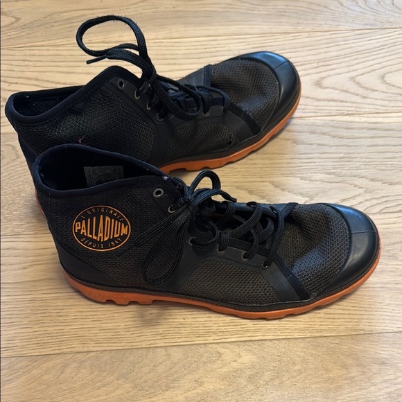 Palladium City Tech Boots Black/Orange Men's size 10.5 - Picture 1 of 11